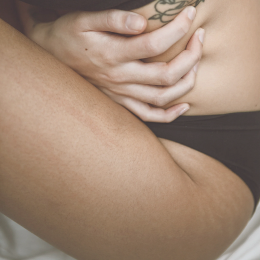 ESTRIAS MEDIO ABDOMEN CON LASER |  Láser Chrome